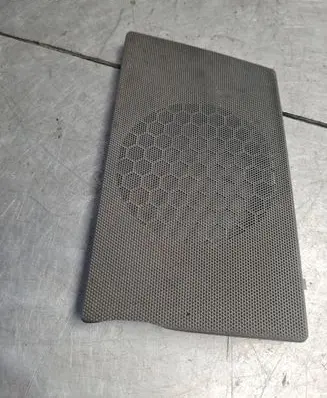 Side speaker trim/cover