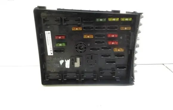Volkswagen PASSAT B6 Fuse module 3C0937125 63592777