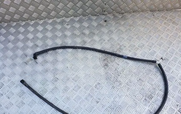 BMW X3 E83 Headlight washer hose/pipe 