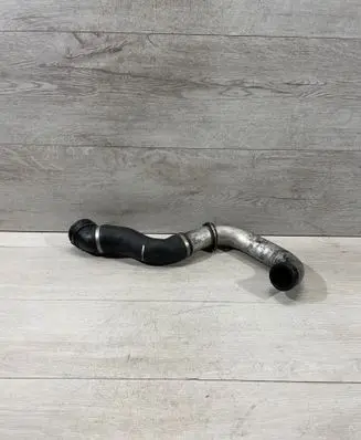 Intercooler hose/pipe