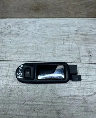 Volkswagen PASSAT B5.5 Front door interior handle 3B1837114 PA6GF25