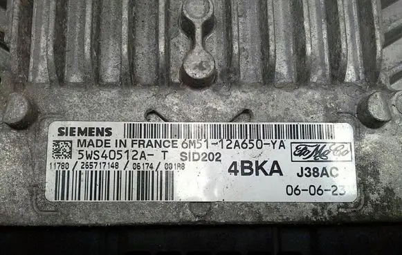 Ford Focus C-MAX Engine control unit/module 5WS40512A