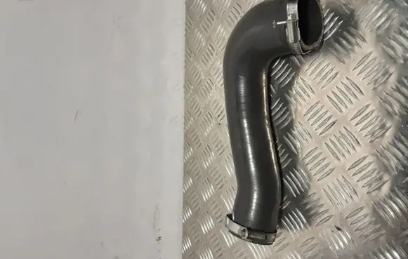 Jeep Grand Cherokee Intercooler hose/pipe