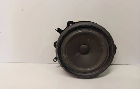 Audi A4 S4 B7 8E 8H Front door speaker 8E0035411