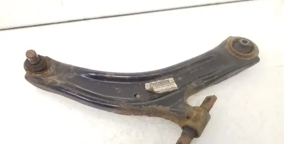 Nissan Qashqai Front lower control arm/wishbone 54500JG00B