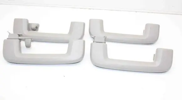 Volvo V60 A set of handles for the ceiling 