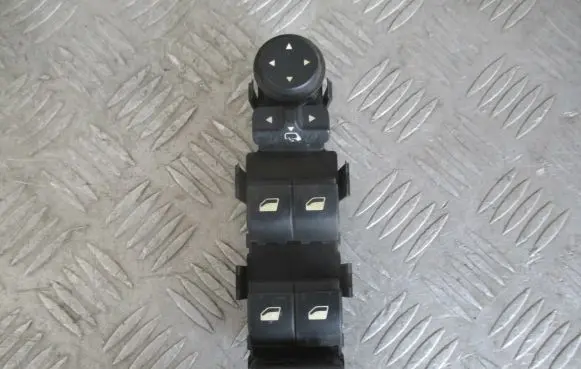 Peugeot 407 Electric window control switch 96468704XT