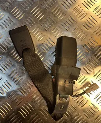 Lexus GS 250 350 300H 450H Middle seatbelt buckle (rear) 07688 076885K02 E519004