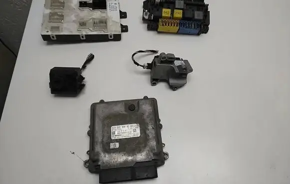 Mercedes-Benz Vito Viano W447 Engine ECU kit and lock set A6229000500 A6229010100 A4479000707