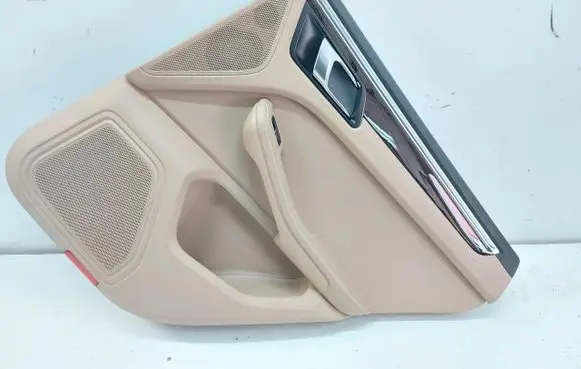 Porsche Macan (95B) Rear door card panel trim PORMAC LIFT
