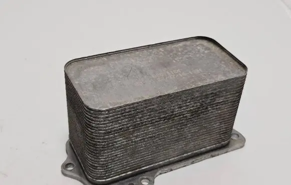 BMW 5 G30 G31 G38 Engine oil radiator 11428583901