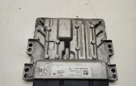 Mercedes-Benz A W176 Engine control unit/module A6079002300