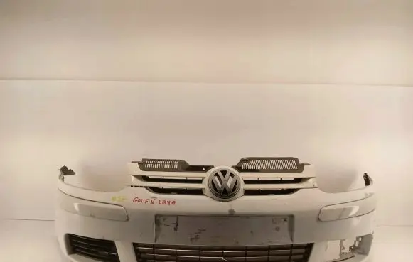 Volkswagen Golf V Front bumper