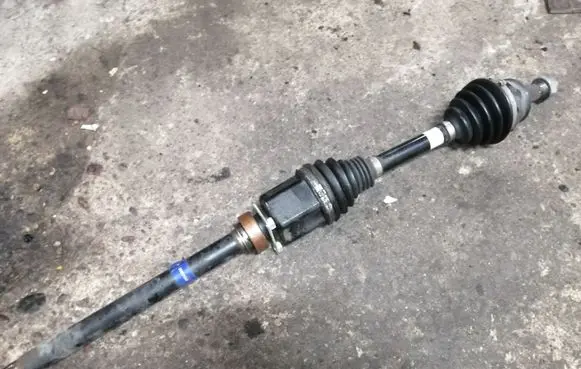 Fiat 500L Front driveshaft 55244488
