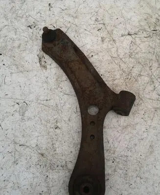 Suzuki SX4 Front lower control arm/wishbone