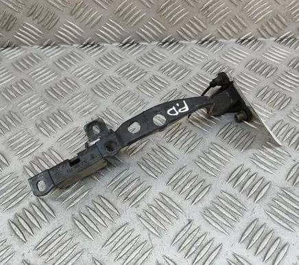 Porsche Cayenne (9PA) Front bumper mounting bracket 7L0805734