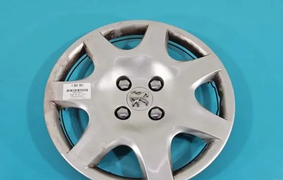 Peugeot 308 R16 wheel hub/cap/trim 9661956180 IMPRK1391351