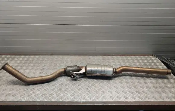 Audi A8 S8 D4 4H Muffler/silencer 4H0253211E 4H0118A