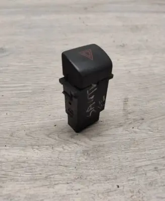 Hyundai Santa Fe Hazard light switch