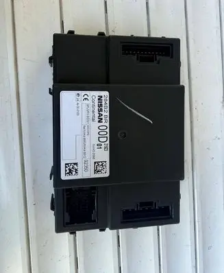 Nissan Qashqai Comfort/convenience module 284B2BR00D 5WK50366