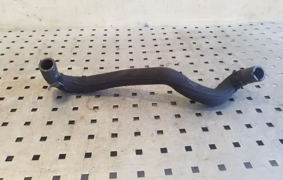 Nissan Juke I F15 Engine coolant pipe/hose