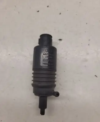 Audi A6 S6 C4 4A Windscreen/windshield washer pump 4A0955651
