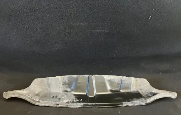 Volkswagen Touran I Wiper trim 1T0805275A
