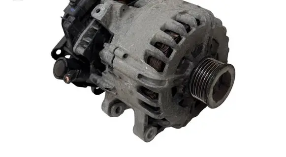 Peugeot 5008 Generator/alternator 9675753680