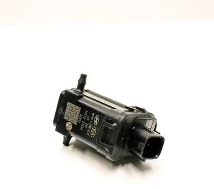 Hyundai Kona I Windscreen/windshield washer pump 985102J500