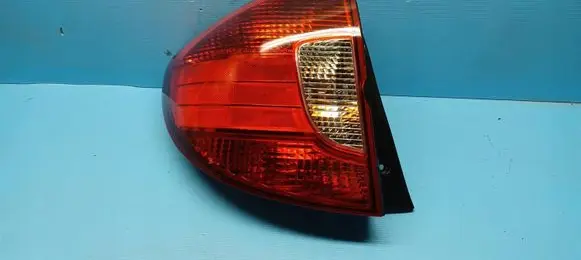 KIA Rio Rear/tail lights