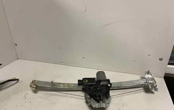 Rear door window regulator with motor