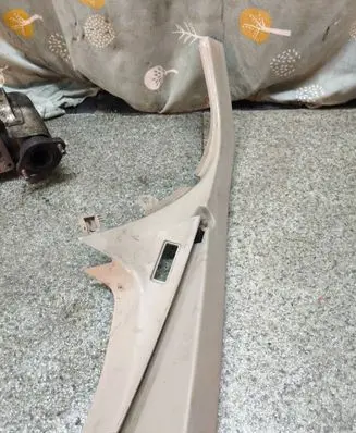 BMW 5 E60 E61 Parcel shelf load cover mount bracket 7049903