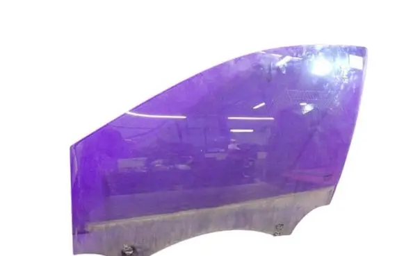 Renault Clio III Front door window glass four-door 