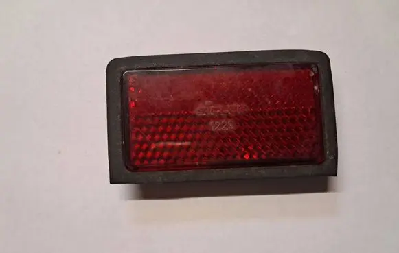 Mercedes-Benz S W126 Front door interior light 1268200074