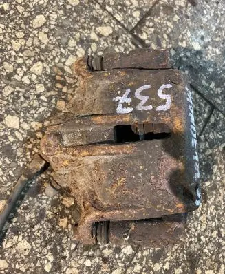 Ford Mondeo MK IV Front brake caliper