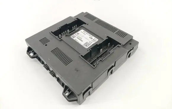 Skoda Fabia Mk2 (5J) Comfort/convenience module 6R7937087K