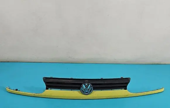 Volkswagen Golf III Front bumper upper radiator grill IMPRK1489867