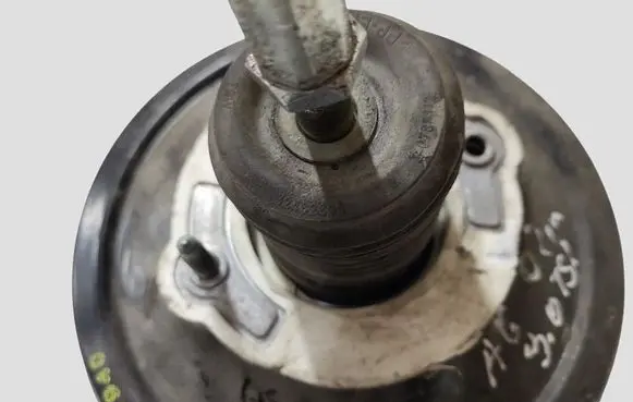 Audi A6 S6 C5 4B Brake booster 8E0612105R