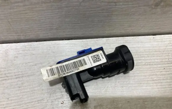 Citroen C3 Aircross Vacuum valve 9677783780