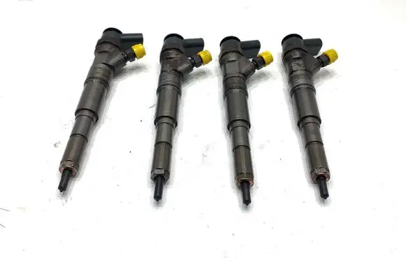 BMW 5 E60 E61 Fuel injectors set 7793836