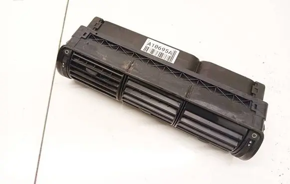 Audi A4 S4 B5 8D Dash center air vent grill 8d0820951
