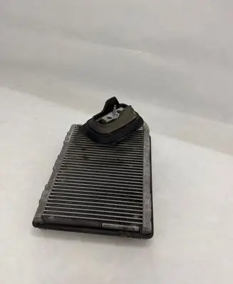 Audi A4 S4 B9 Air conditioning (A/C) radiator (interior) GC001001 P04167