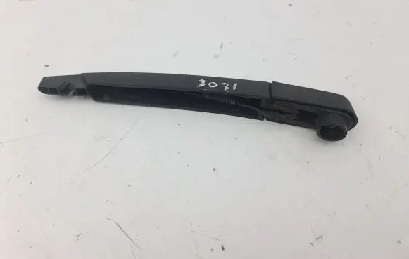 Hyundai i20 (BC3 BI3) Rear wiper blade arm