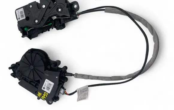 Tailgate/trunk/boot lock/catch/latch