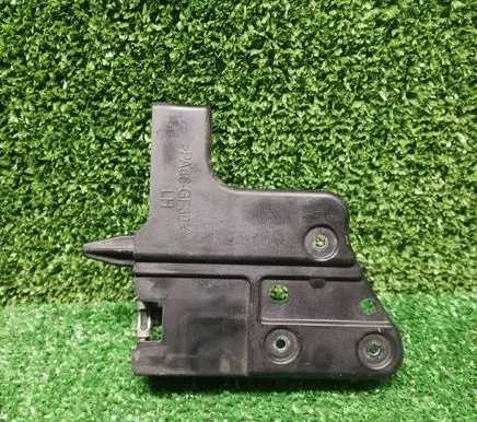 Mitsubishi Outlander Headlight/headlamp mounting bracket 8301D021