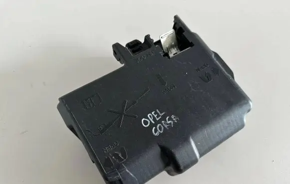 Opel Insignia A Positive wiring loom 525230582 98204GF100
