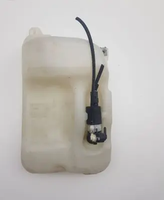 Renault Megane III Windshield washer fluid reservoir/tank 289100015R