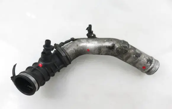 Volvo V70 Air intake hose/pipe 30636854