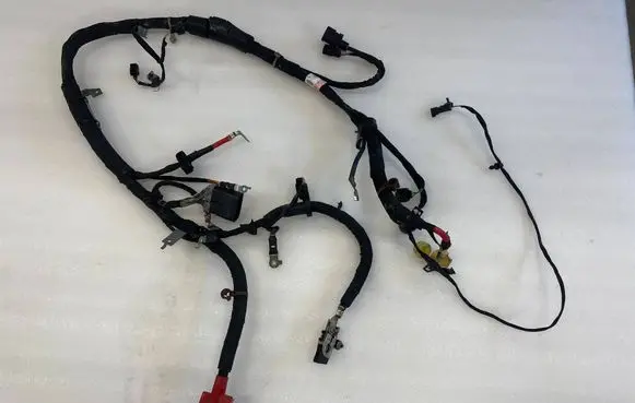 Ford Mustang VI Wires (starter motor) JR3T14B060PH