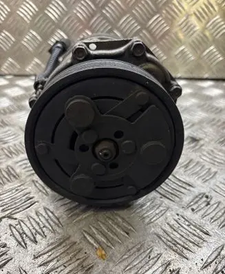 Volkswagen New Beetle Air conditioning (A/C) compressor (pump) SD7VCB